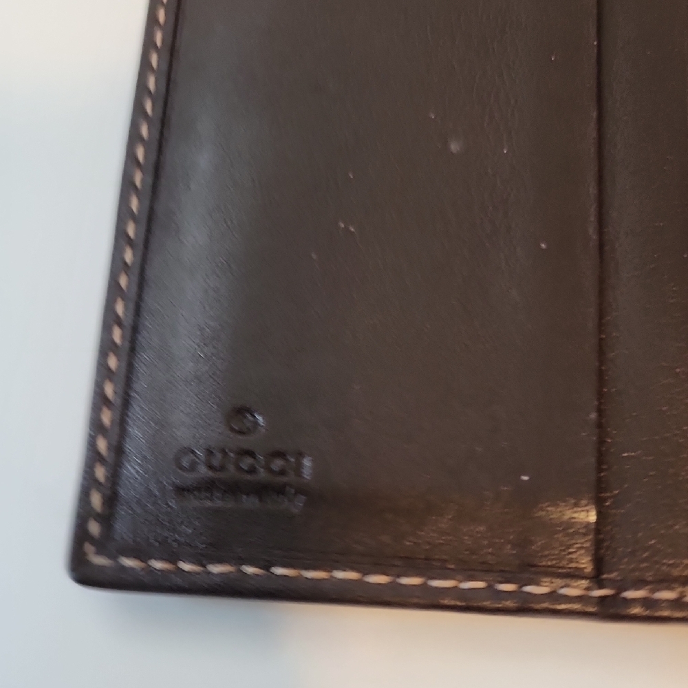 Gucci Brown and Tan Wallet - Picture 8 of 11